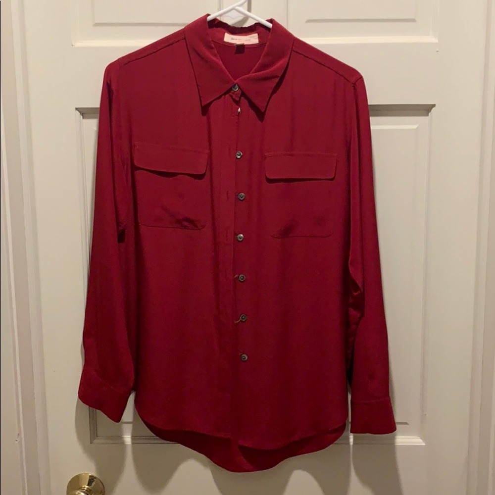 Vince Camuto Red blouse